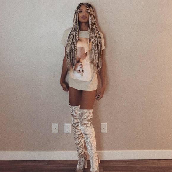 💗 Meet your Posher, Chloë 💗 - Picture 1 of 5